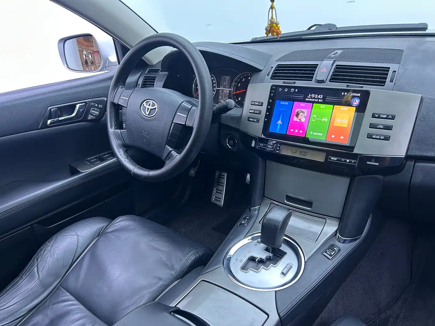 Toyota Reiz 2009 2.5S AVX Edition фото 7