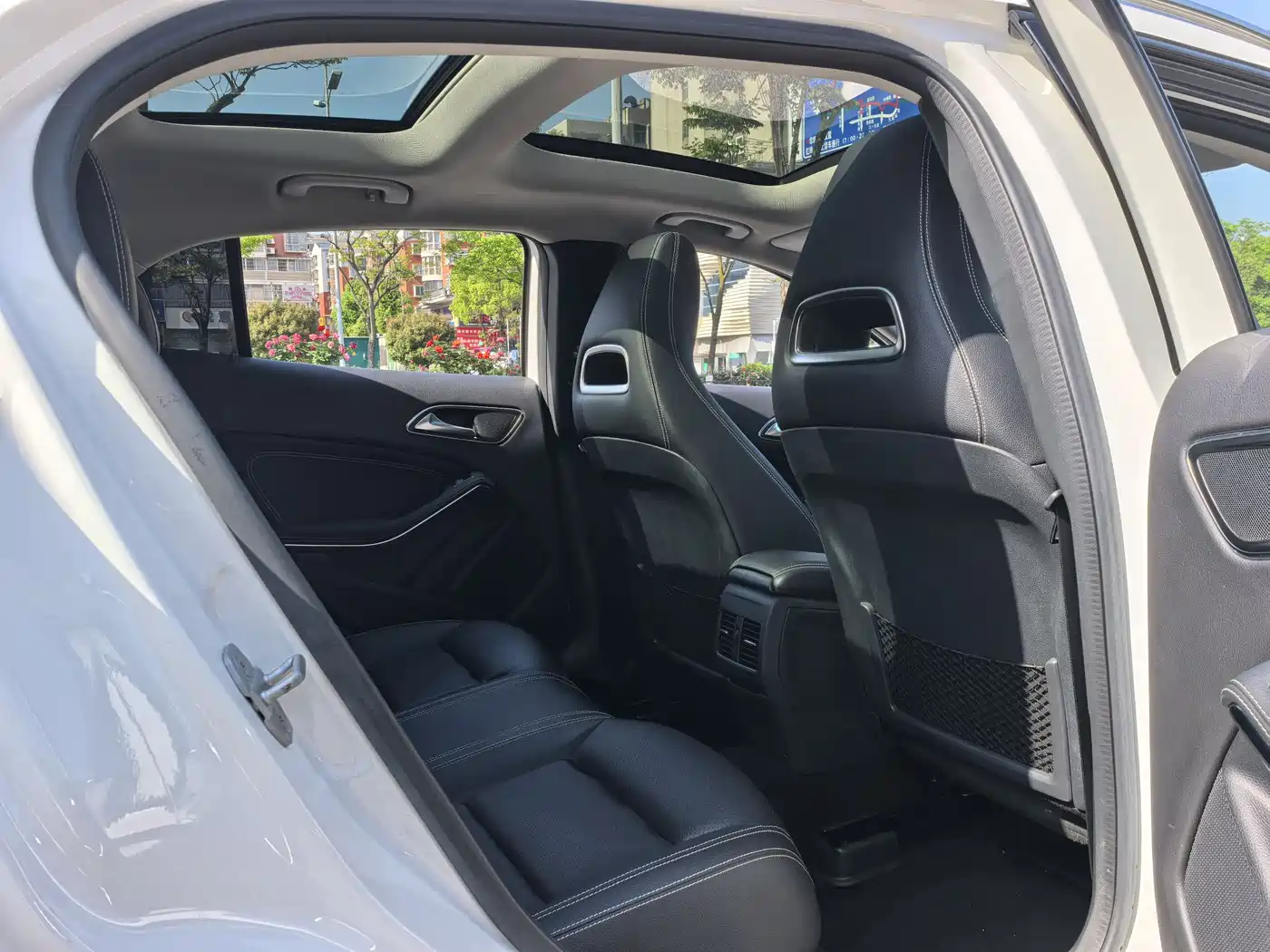 Mercedes-Benz GLA 2018 GLA 200 Dynamic фото 7