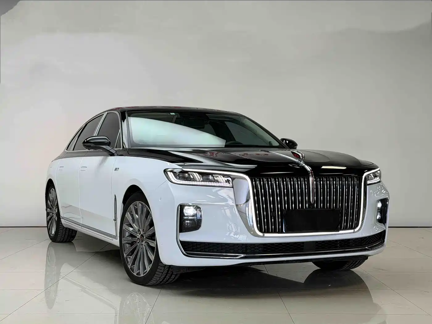 Hongqi H9 2022 3.0T Smart Connect Flag Leader 4-Seater фото 3