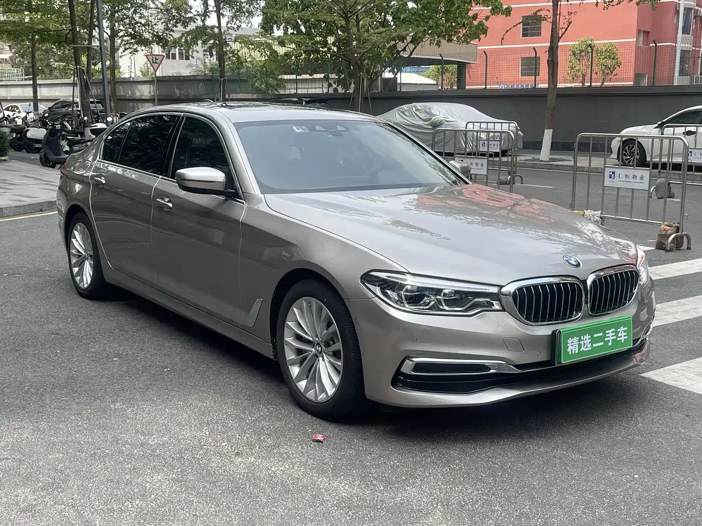 BMW 5 SERIES NEW ENERGY