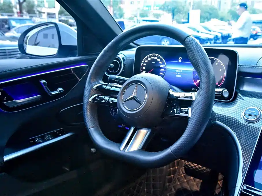 Mercedes-Benz C-Class 2023 C 200 L Sport фото 9
