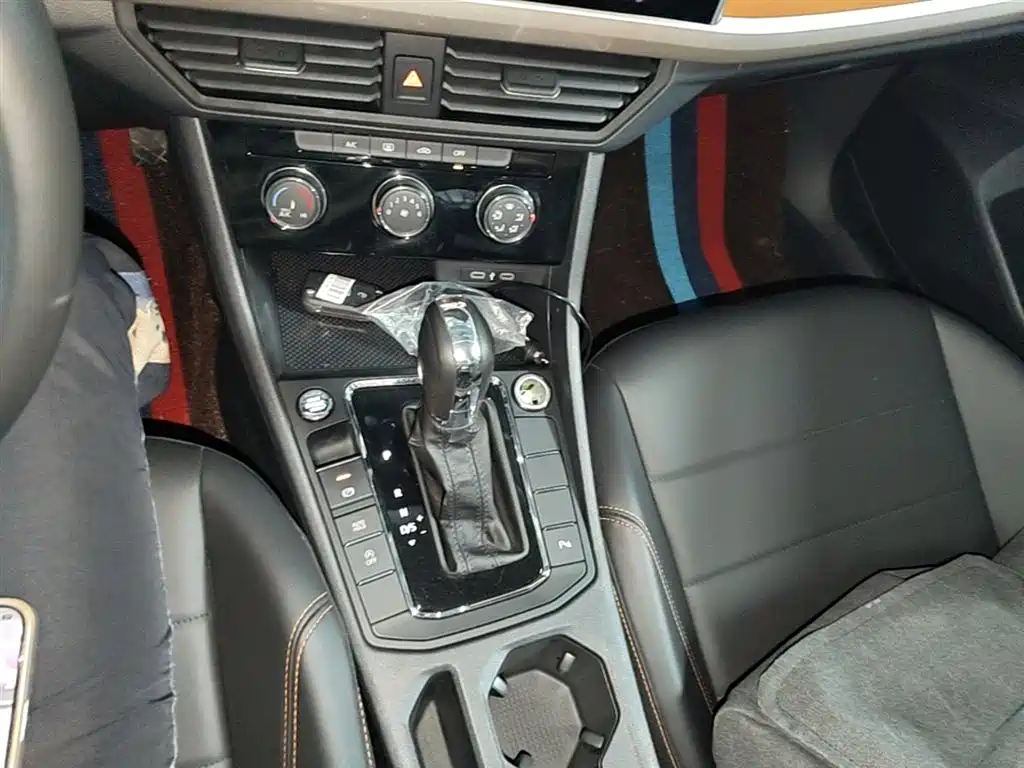 Volkswagen Bora 2023 200TSI DSG Yuexing Edition фото 14