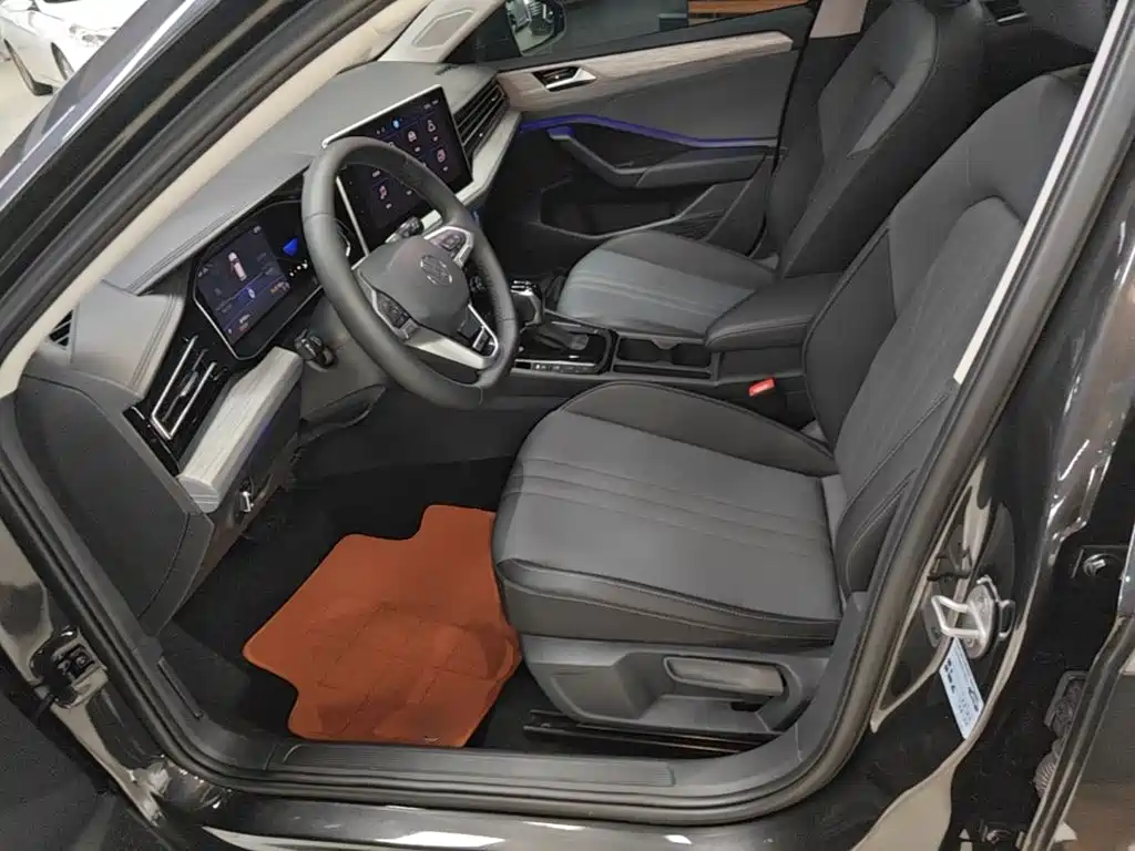 Volkswagen Sagitar 2026 2026 Model 30 Million Special Selection 300TSI DSG Surpass Edition