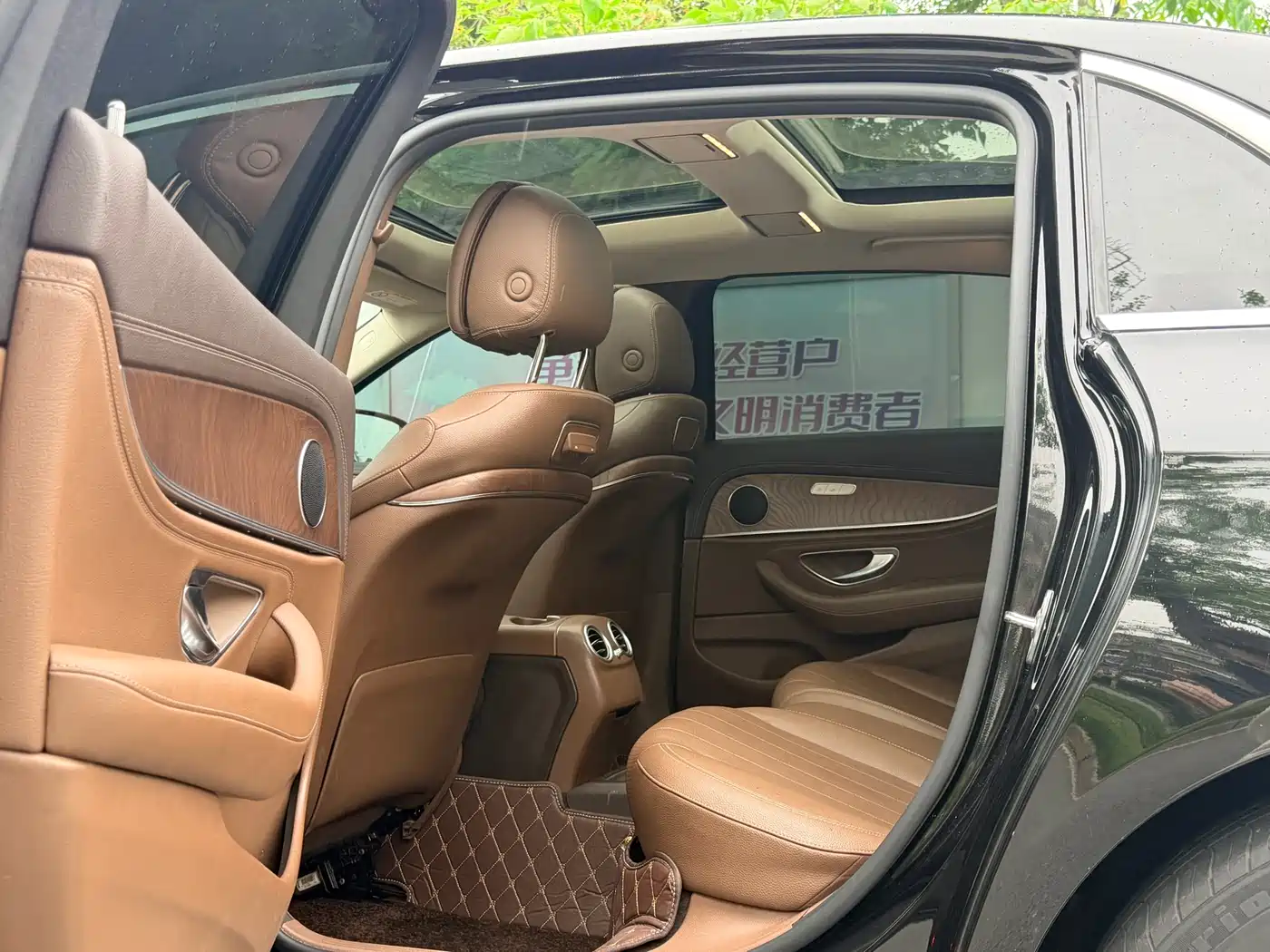 Mercedes-Benz E-Class 2020 E 300 L Fashion фото 9