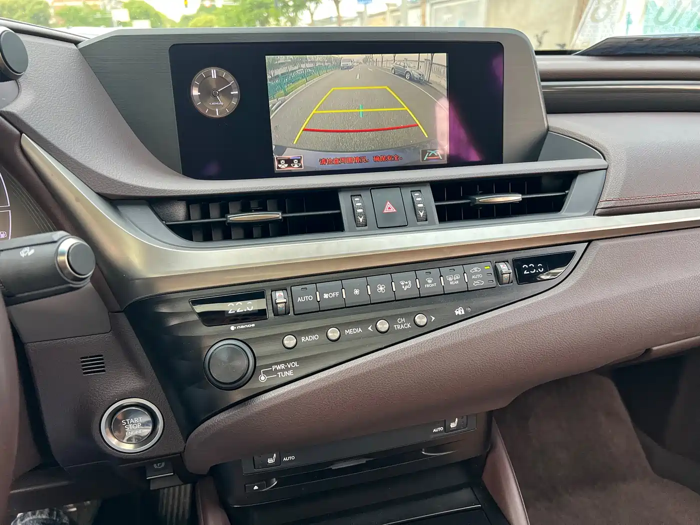 Lexus ES 2020 200 Excellence фото 5