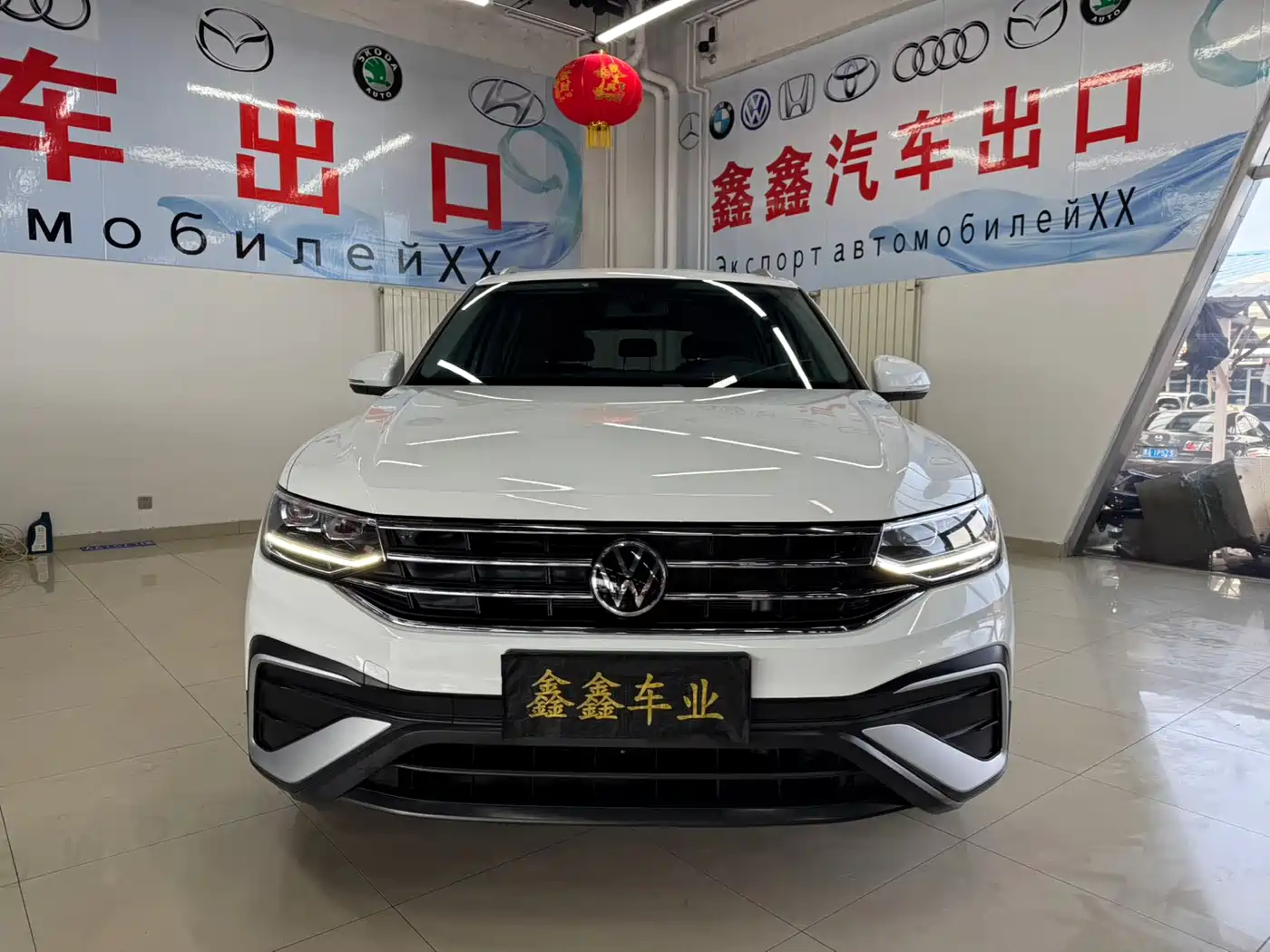 Volkswagen Tiguan L 2023 280TSI 2WD Trend Limited Edition фото 2