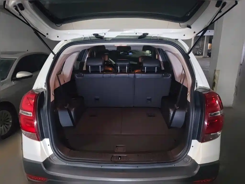 Chevrolet Captiva 2015 2.4L AWD Flagship 7-Seater фото 10