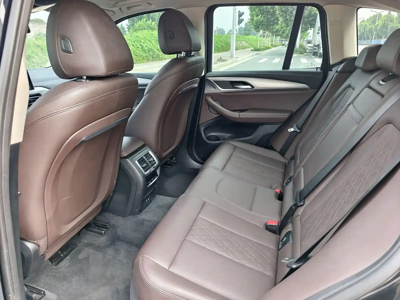 BMW iX3 2022 Innovation Leader фото 6