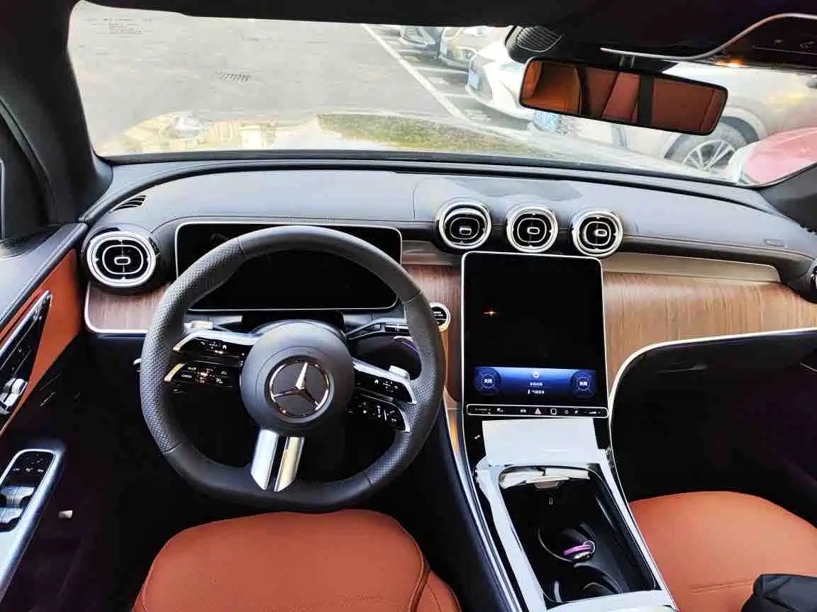 Mercedes-Benz GLC 2025 GLC 300 L 4MATIC Dynamic 5-seater фото 7