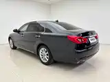 Фото 6 - Hongqi H7