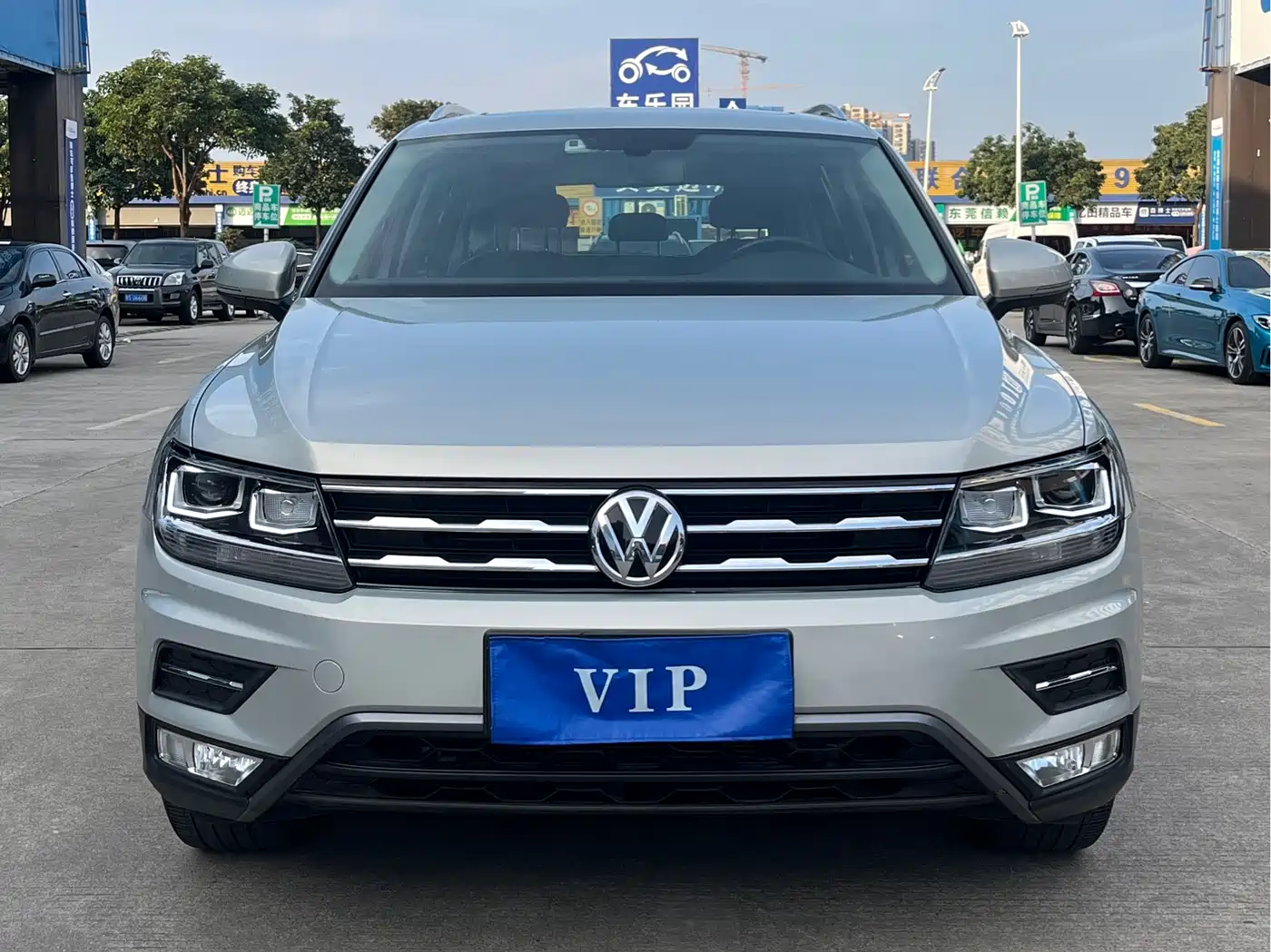 Volkswagen Tiguan L 2019 330TSI Automatic 2WD Panorama Comfort Edition China VI фото 2