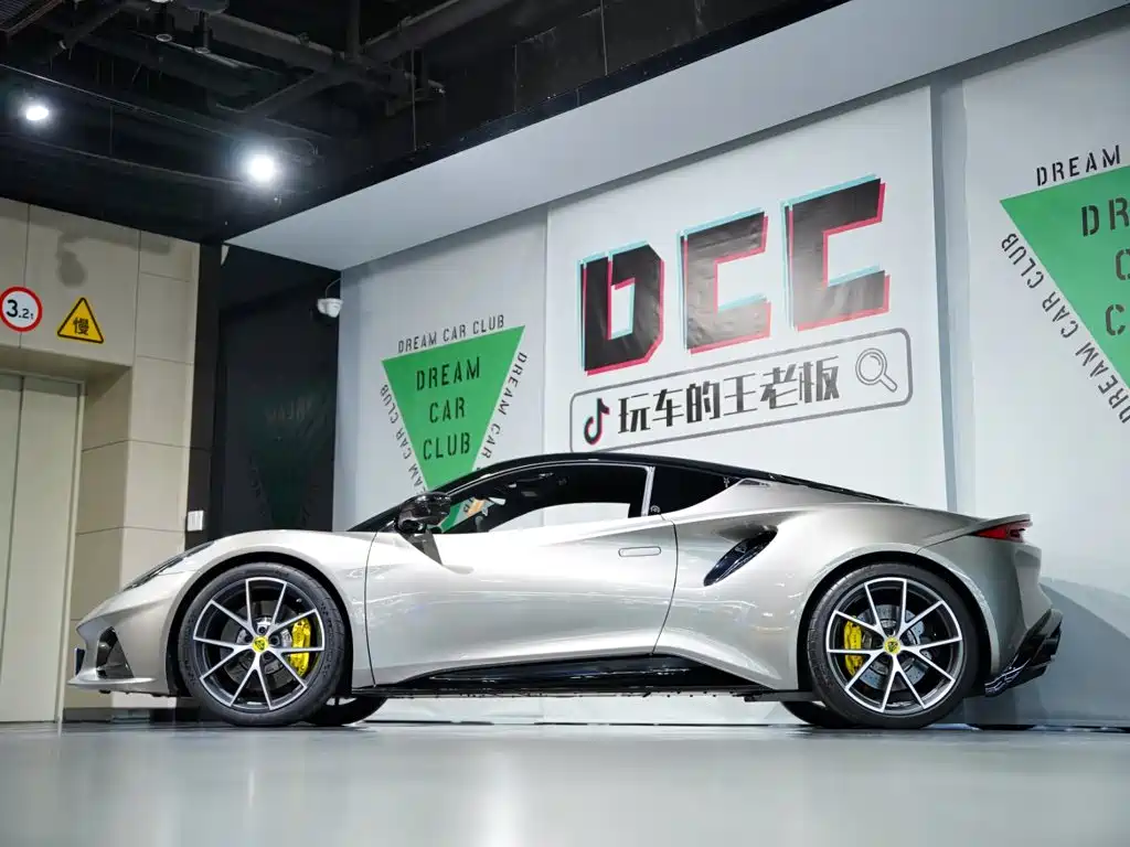 Lotus EMIRA 2024 2022 3.5T V6 Manual First Edition