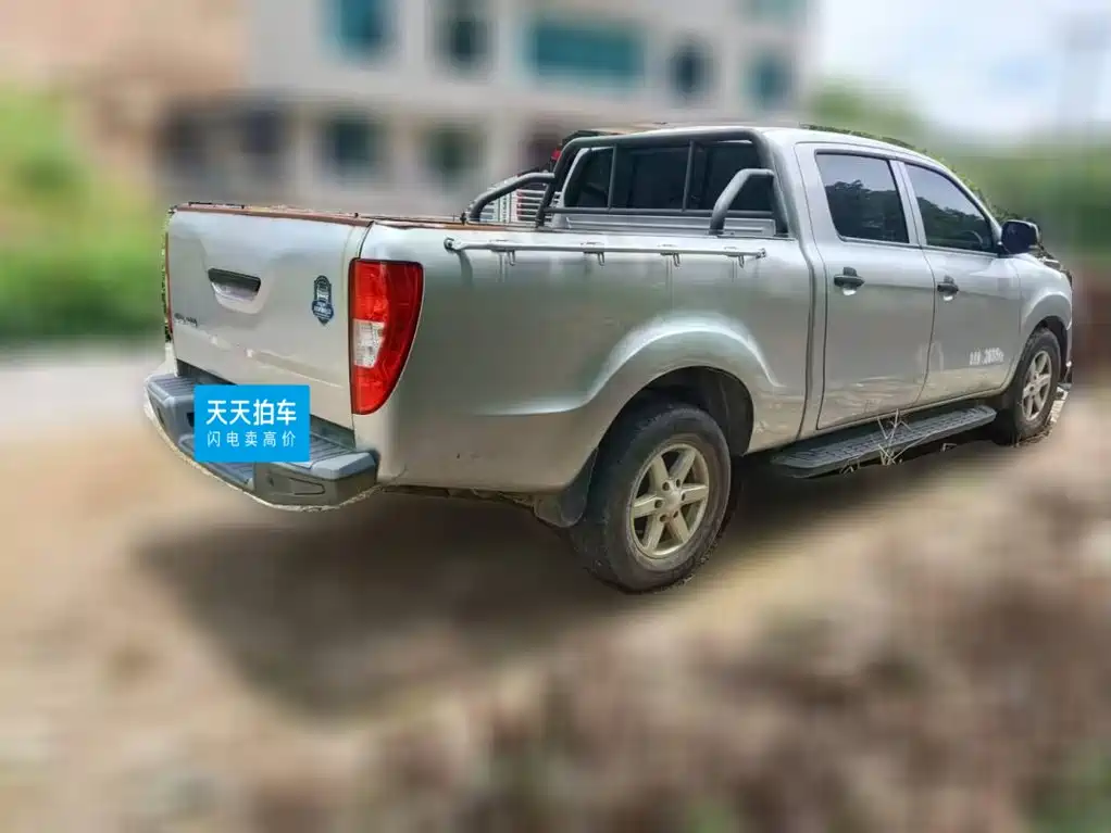Jiangling Baodian 2022 2022 2.5T Diesel 2WD Comfort Edition Flatbed Long Wheelbase JX4D25A6L
