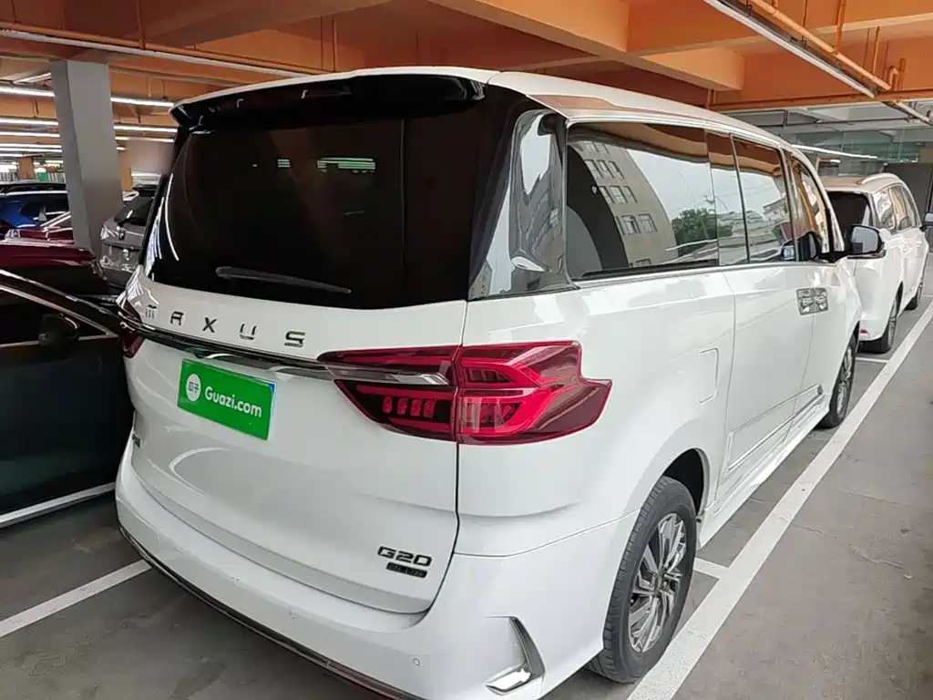 SAIC Maxus Maxus G20 2022 2021 Facelift PLUS 2.0T Gasoline Automatic Luxury