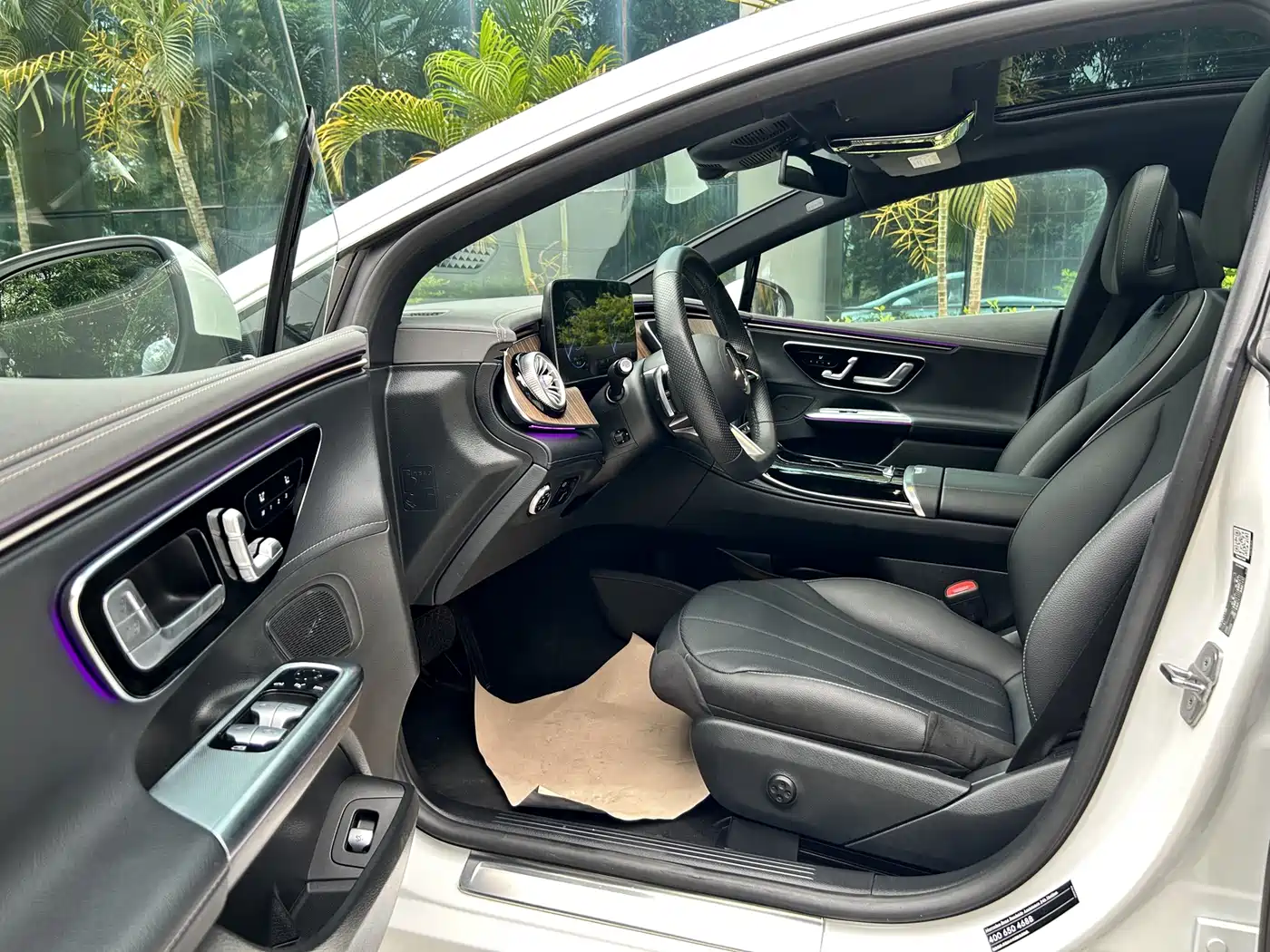 Mercedes-Benz EQE 2022 350 Pioneer Edition фото 7