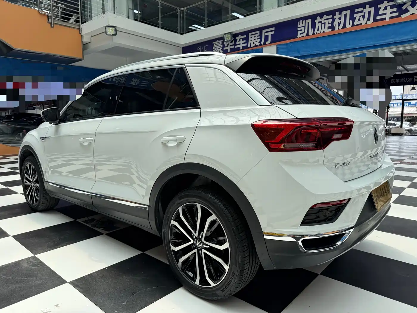 Volkswagen T-ROC 2022 280TSI DSG 2WD Comfort PLUS фото 5