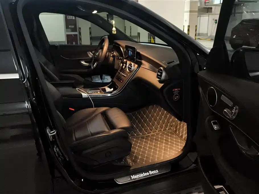 Mercedes-Benz GLC 2022 Model GLC 260 L 4MATIC Luxury Edition фото 8