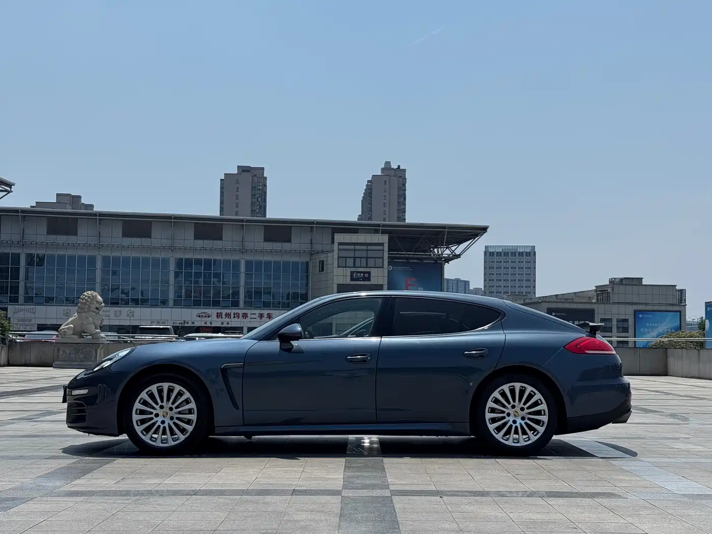 Porsche Panamera 2014 Panamera 4 3.0T фото 3