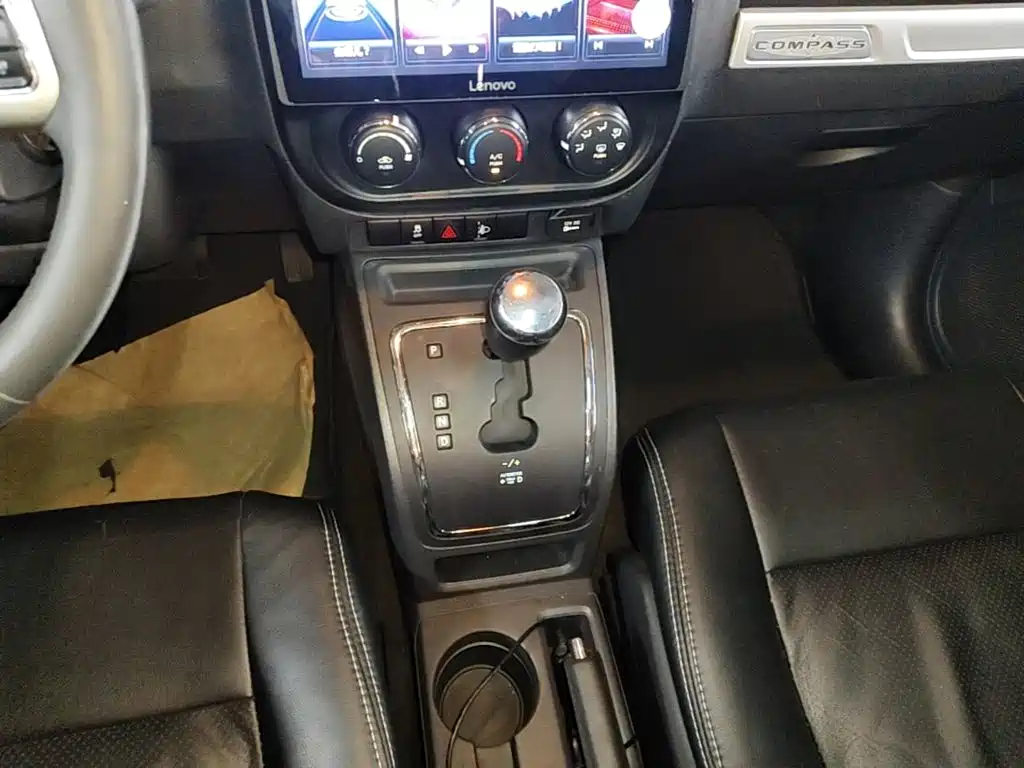 Jeep Compass (Import) 2014 2014 Facelift 2.0L 2WD Progressive Edition