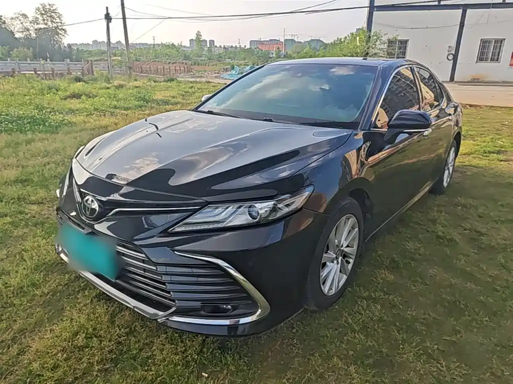 Toyota Camry 2021 2.0G Luxury Edition