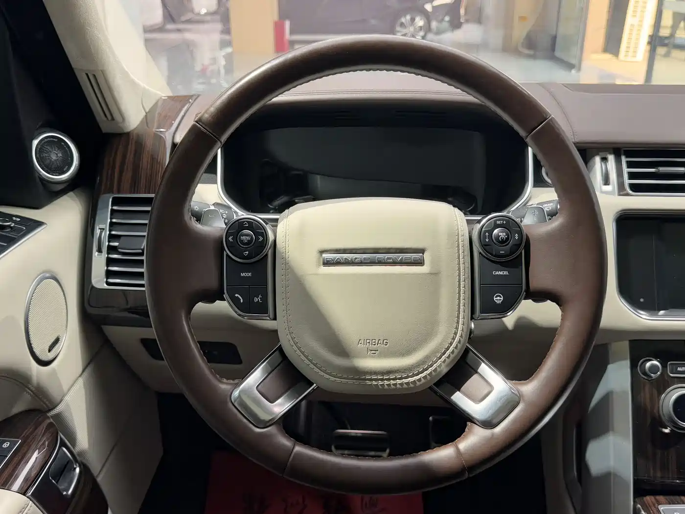 Land Rover Range Rover 2016 5.0 SC V8 AB Ultimate Autobiography LWB фото 16