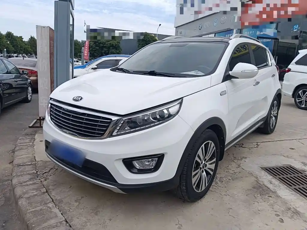 Фото 2 - Kia Sportage