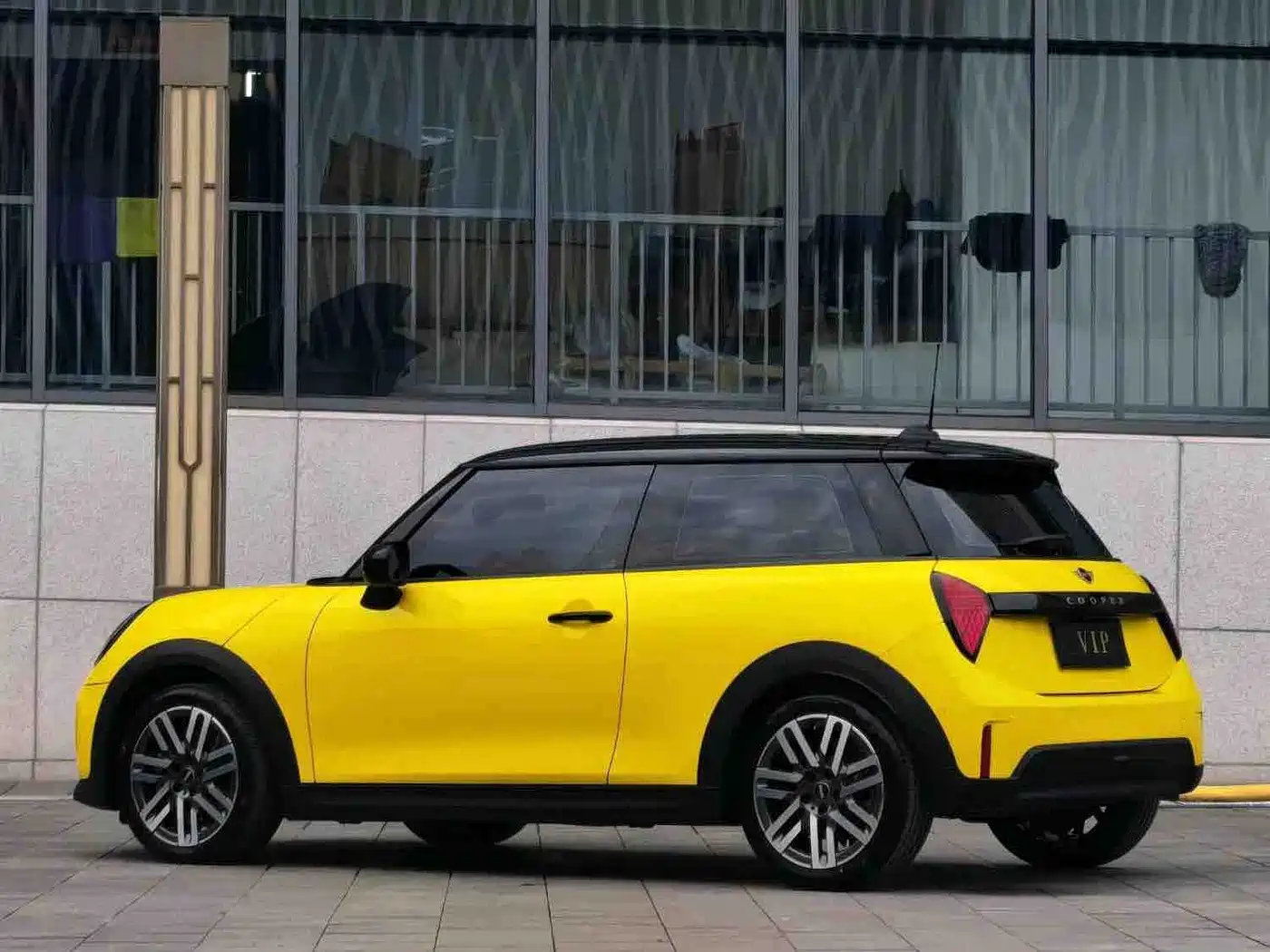 MINI MINI 2025 2025 1.5T COOPER Classic