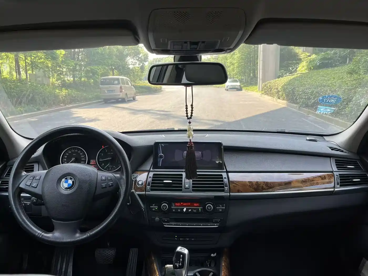 BMW X5 (Import) 2009 xDrive30i Leading фото 9
