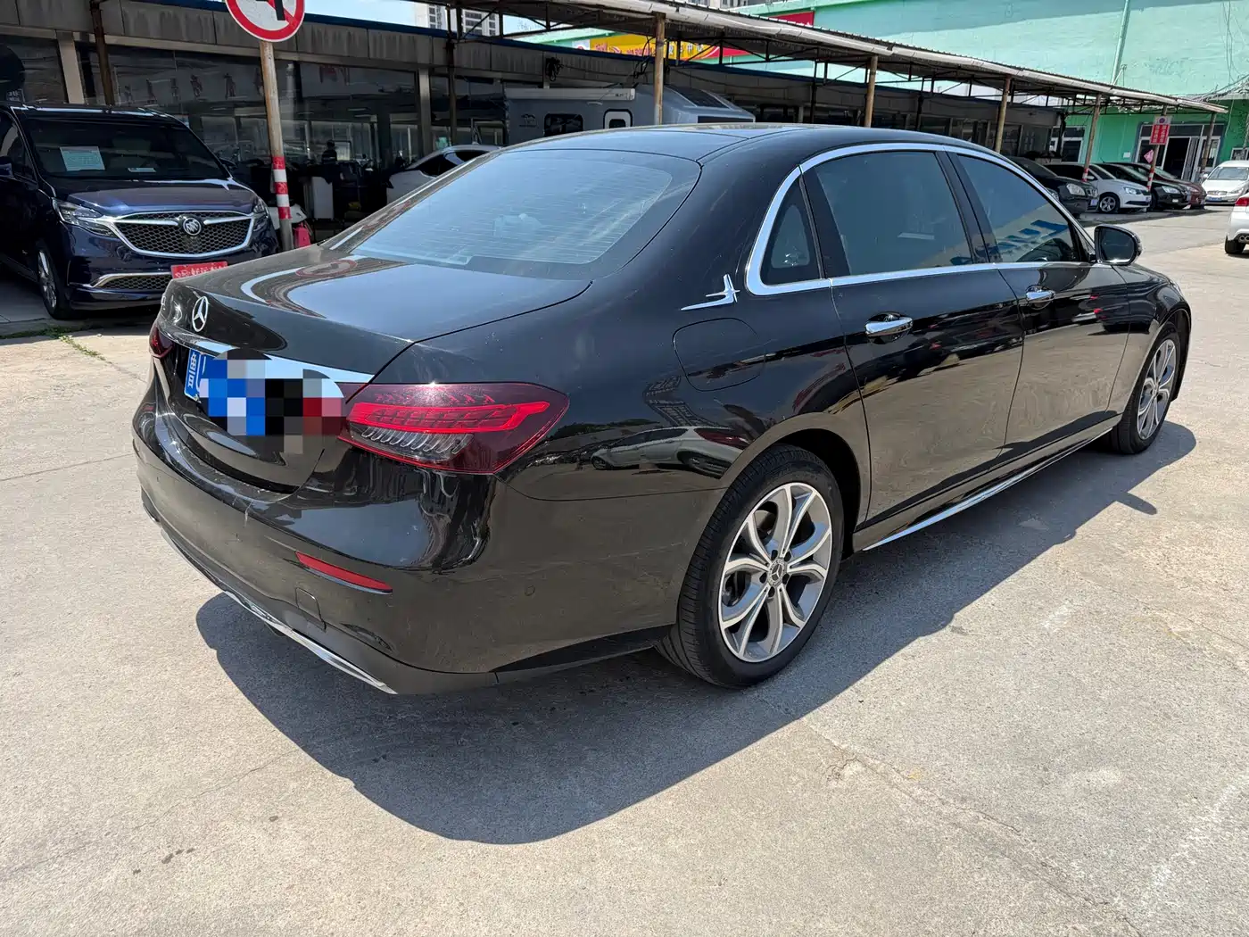 Mercedes-Benz E-Class 2023 E 300 L Sport Luxury фото 10