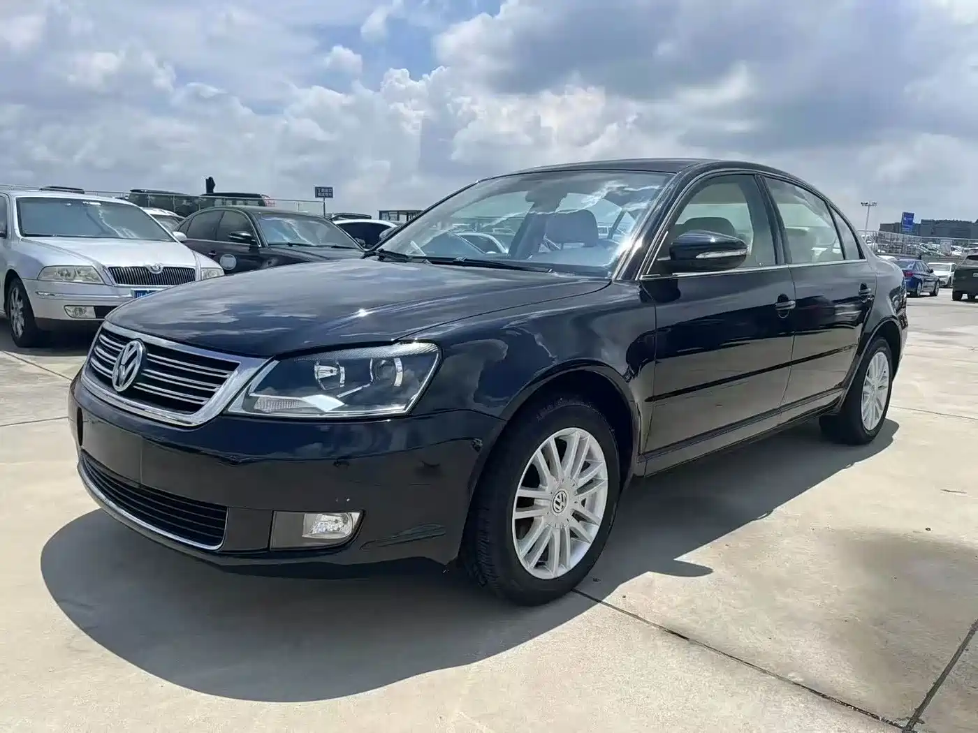 Volkswagen Passat Lingyu 2011 1.8T Automatic Premium