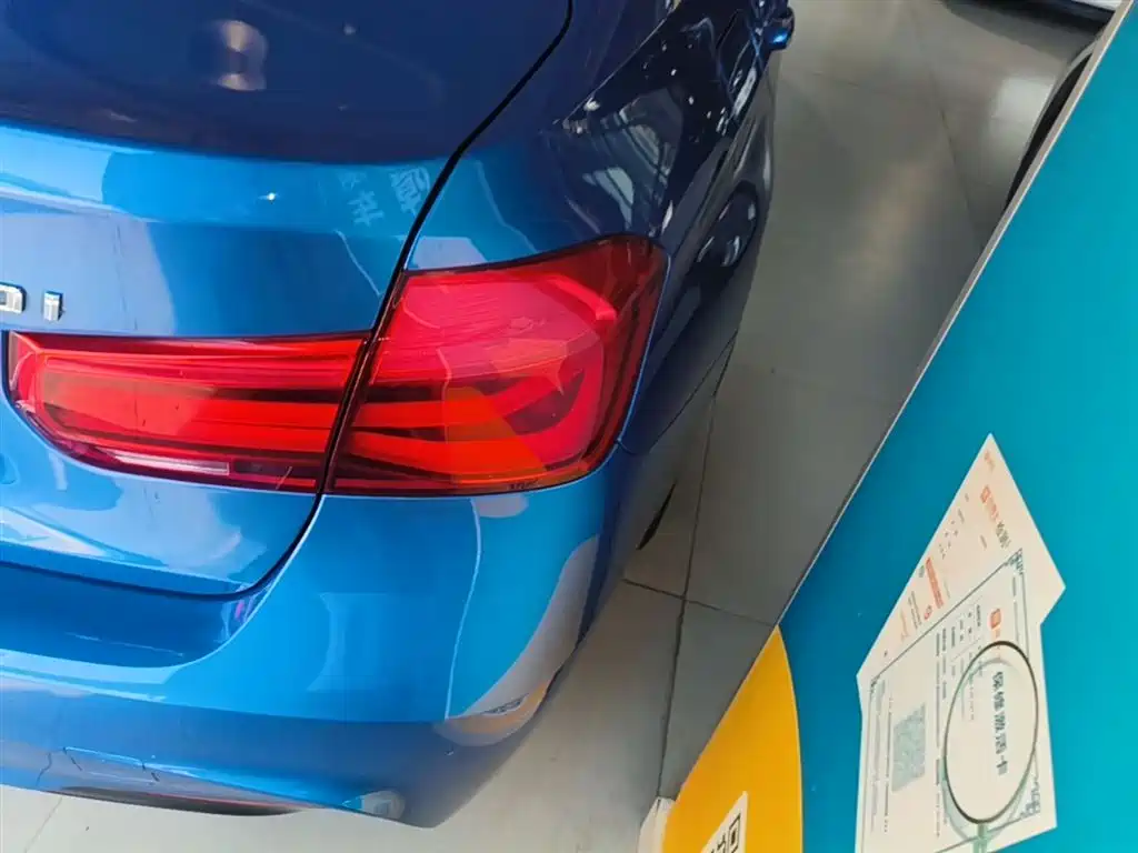 BMW 3 Series 2018 320i M Sport Package фото 8