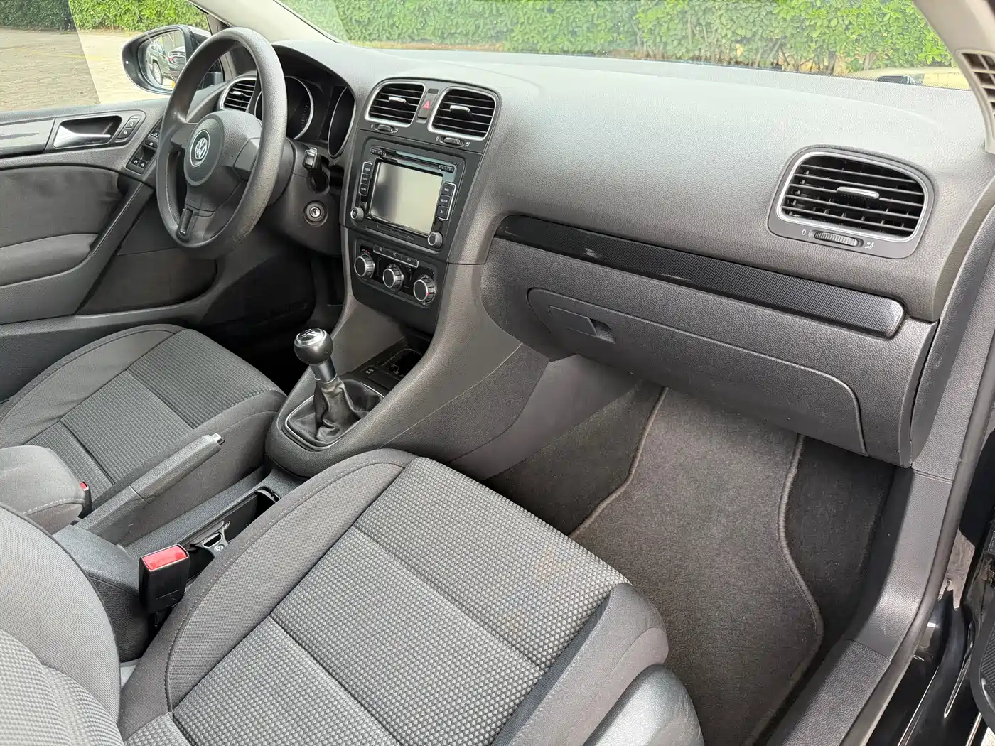 Volkswagen Golf 2010 1.4TSI Manual Comfort фото 14