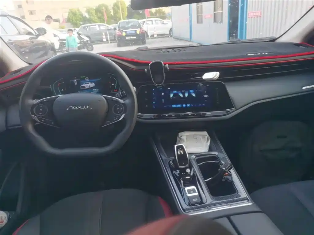 DONGFENG FENGSHEN YI HYUN MAX