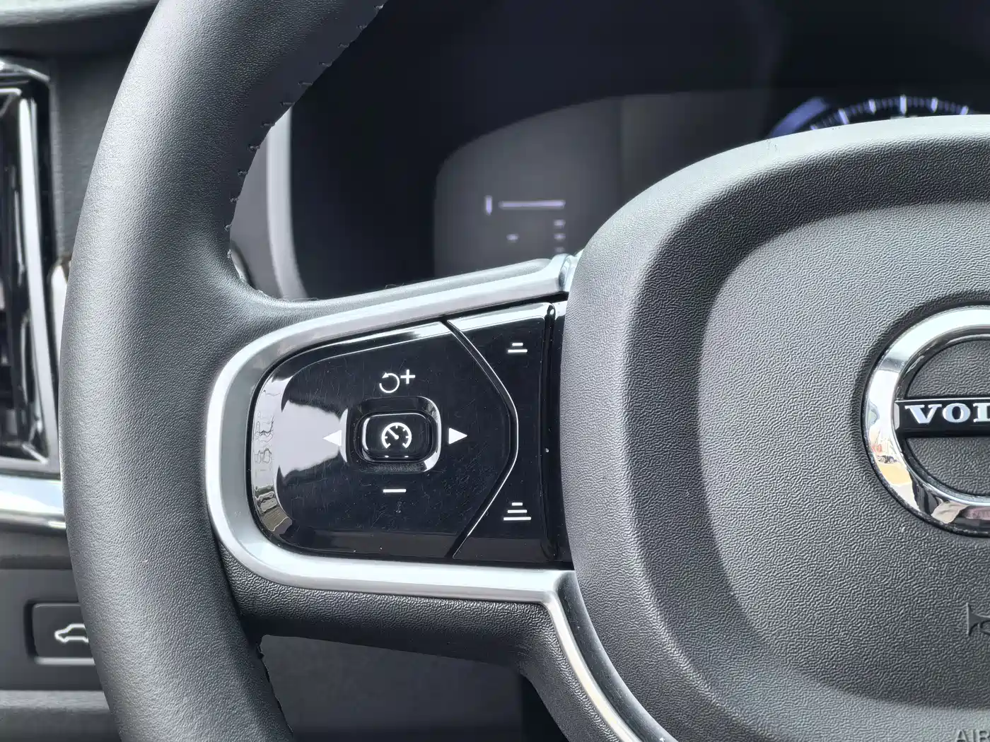 Volvo S90 2017 2017 T4 Momentum