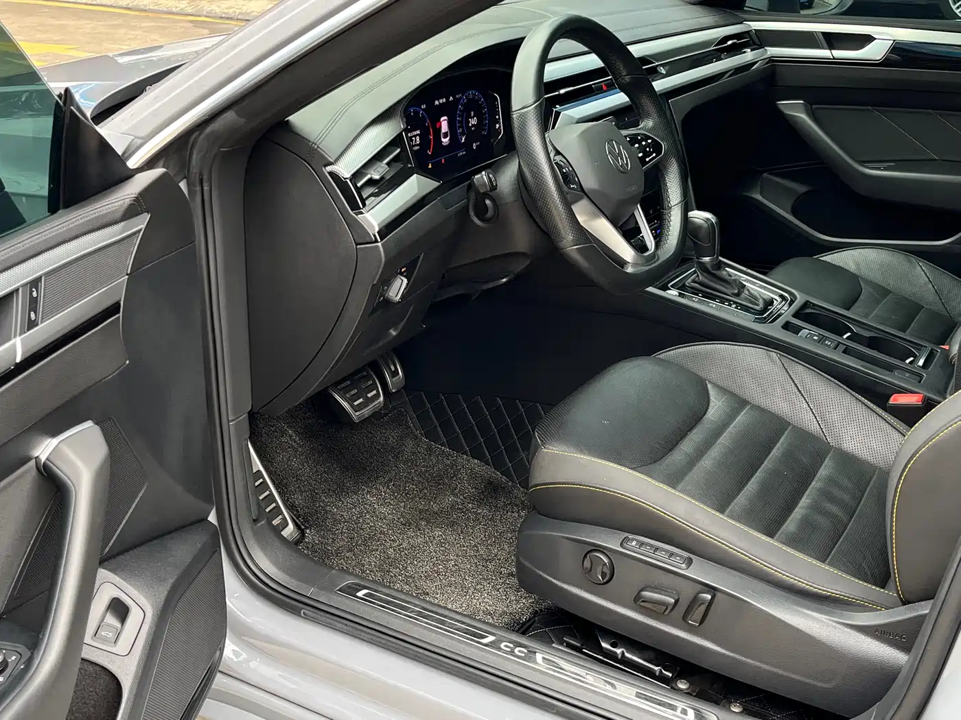 Volkswagen FAW-Volkswagen CC 2021 380TSI Eye-catching Edition фото 10