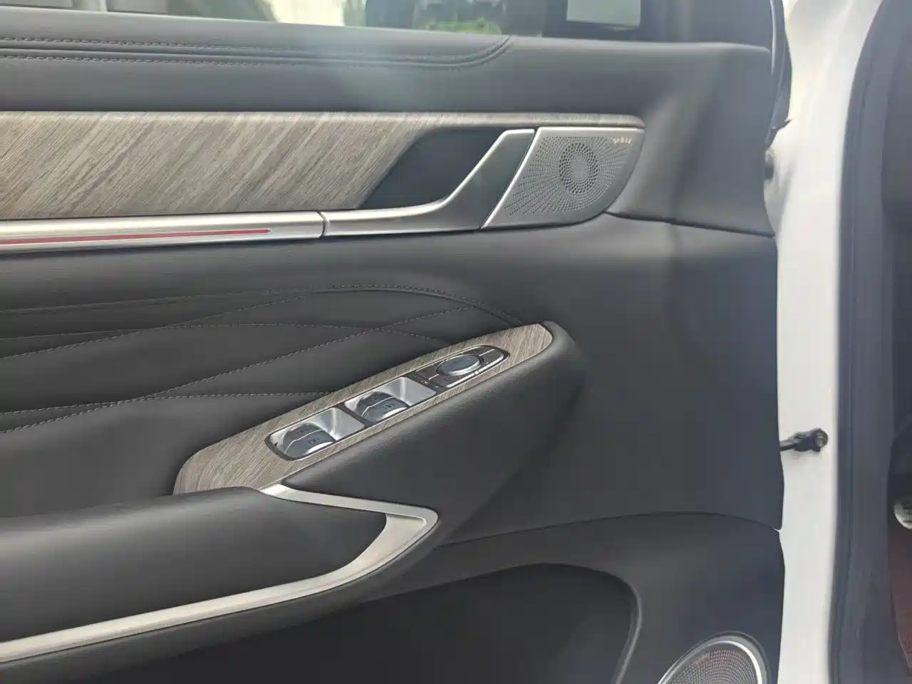 Tank 500 2022 3.0T Sport Edition Dengfeng 7-Seater фото 13