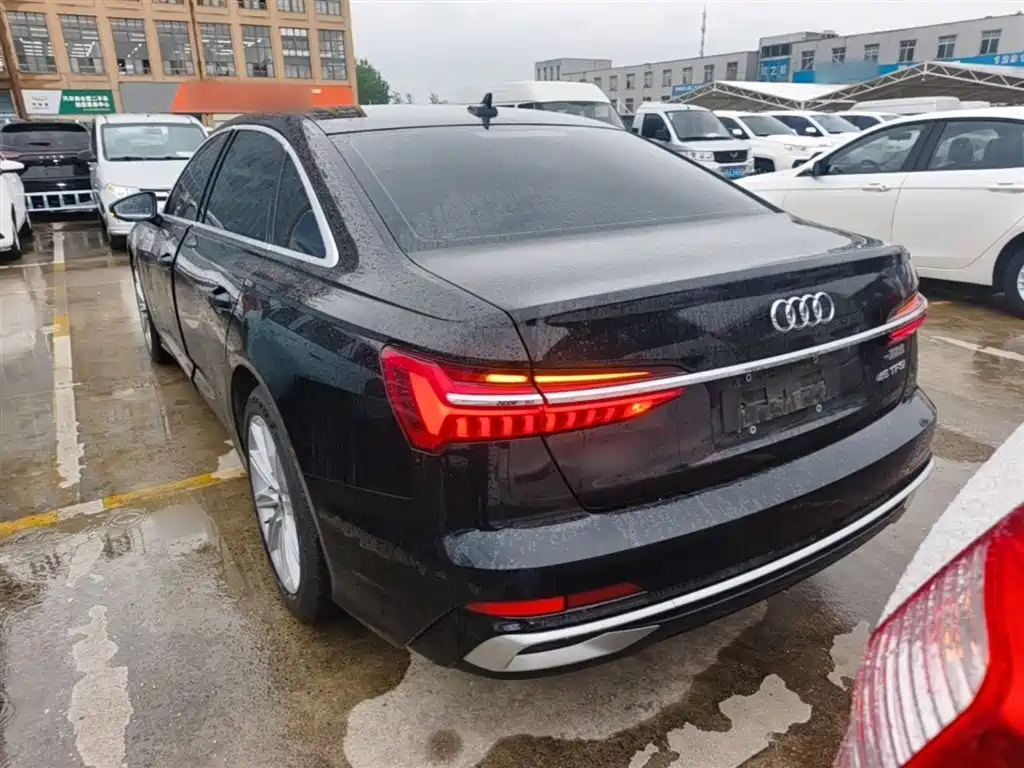 Audi A6L 2023 45 TFSI Premium Selection Dynamic фото 23