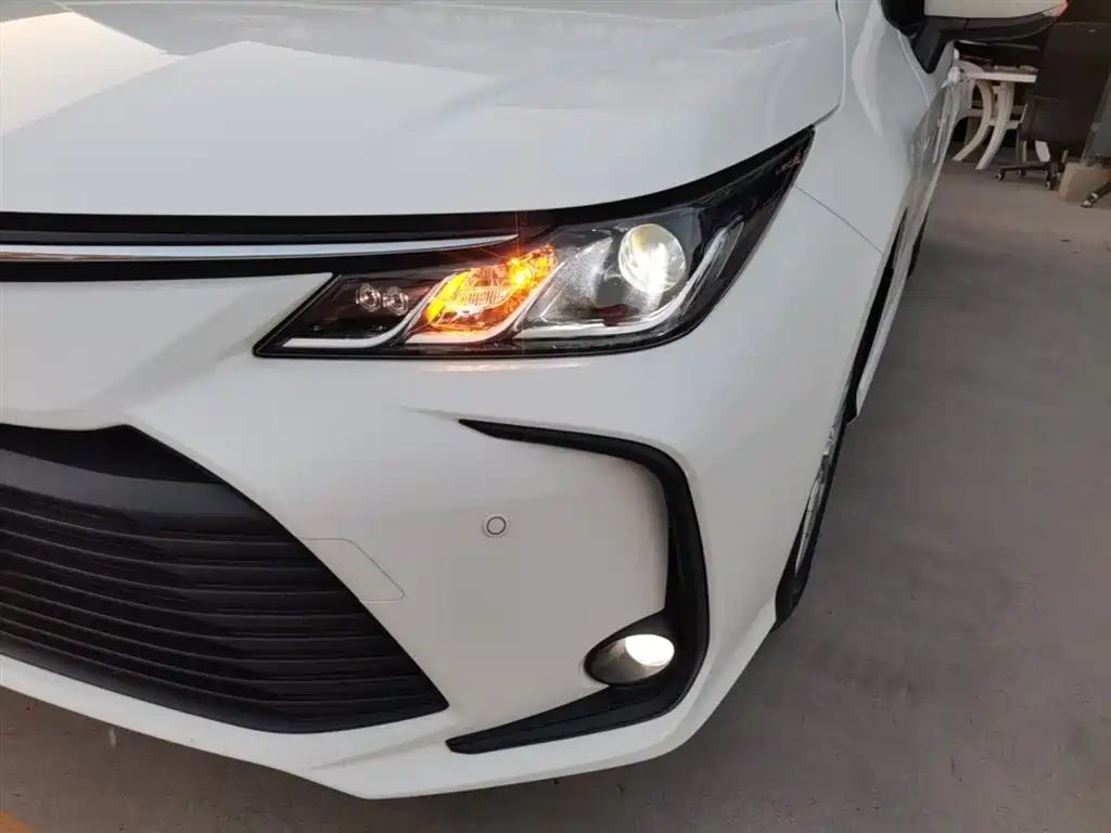 Toyota Corolla 2021 1.2T S-CVT Pioneer PLUS Edition фото 24