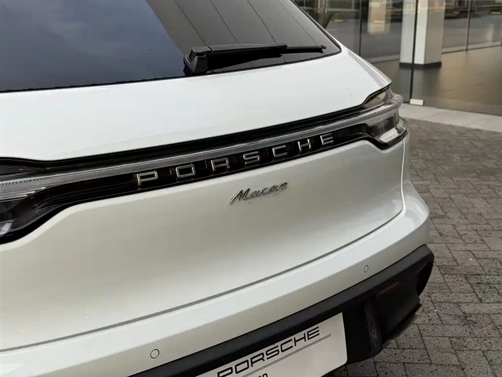 Porsche Macan 2024 Macan 2.0T фото 16