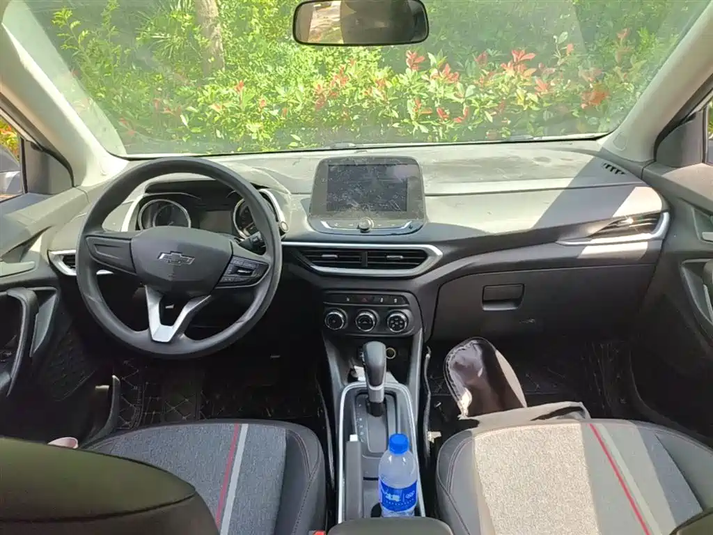 Chevrolet Trax 2019 Redline 325T Auto Fun Edition China VI фото 10