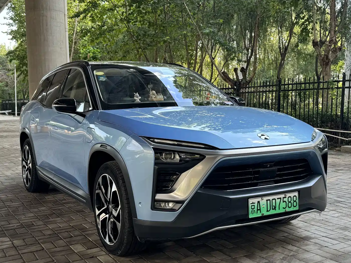 NIO ES8 2018 2018 Founder Edition