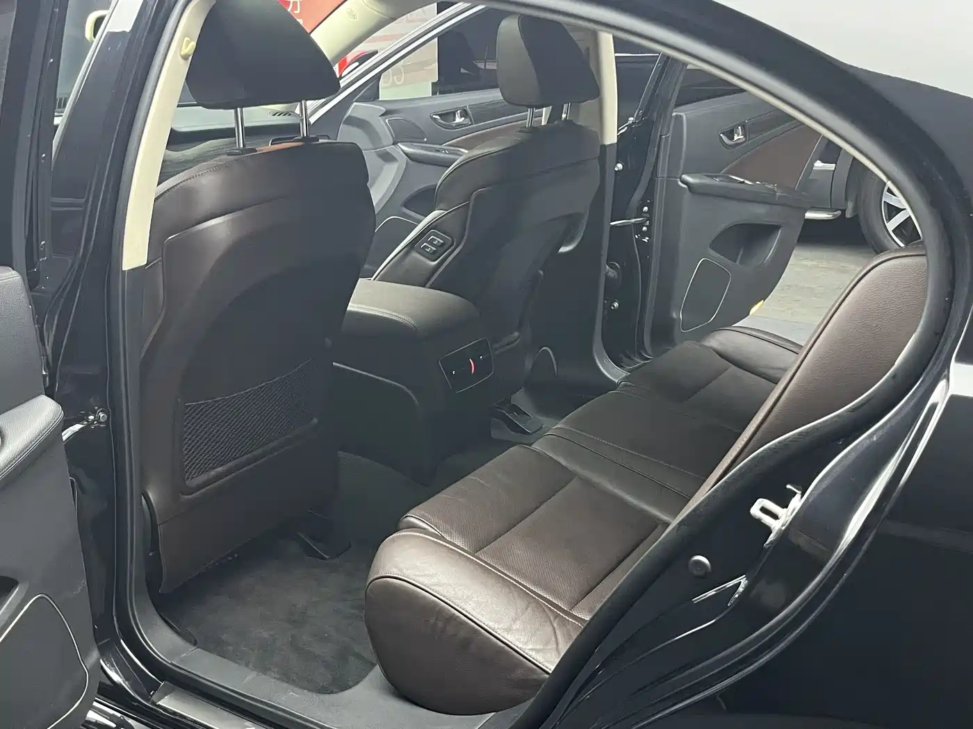 Hongqi H7 2017 1.8T Luxury фото 13