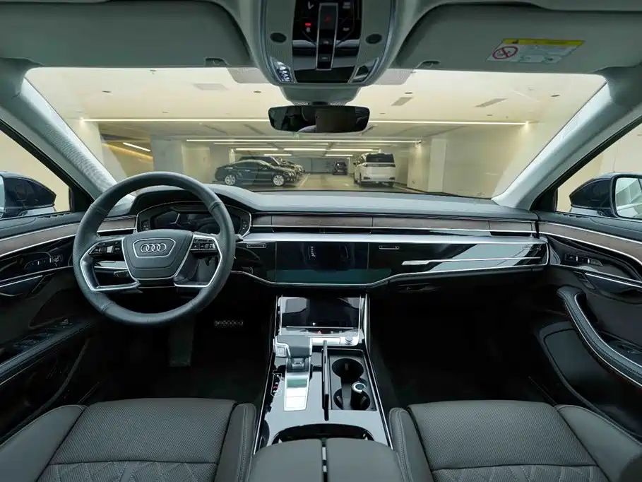 Audi A8 2024 Model A8L 50 TFSI quattro Executive фото 22