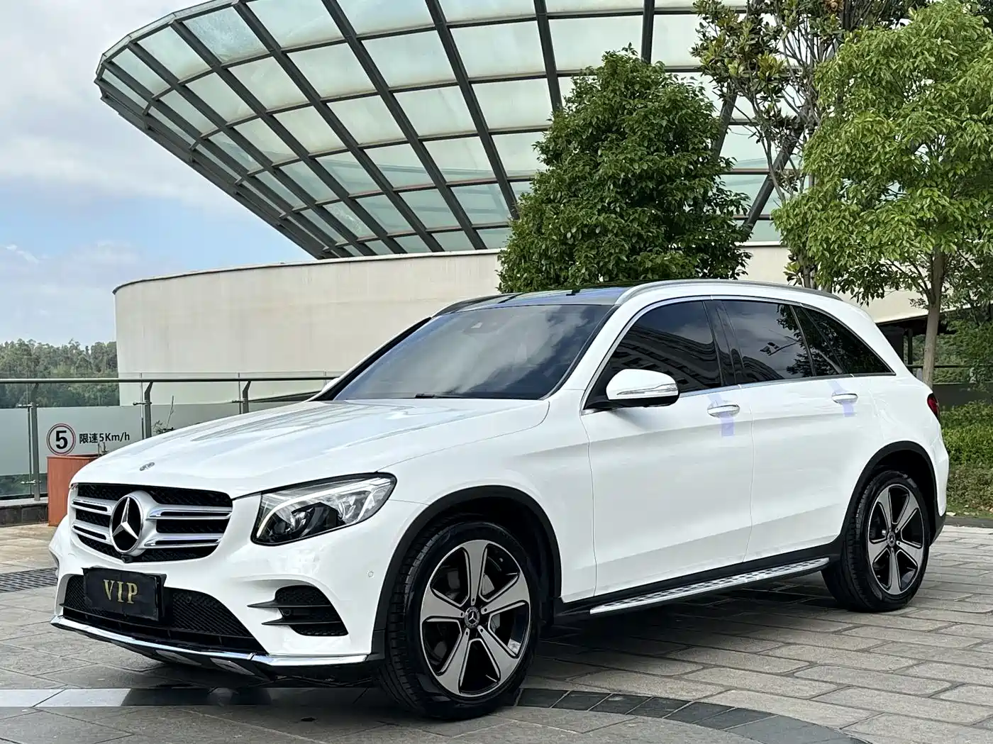 Mercedes-Benz GLC 2019 Facelift GLC 300 L 4MATIC Dynamic