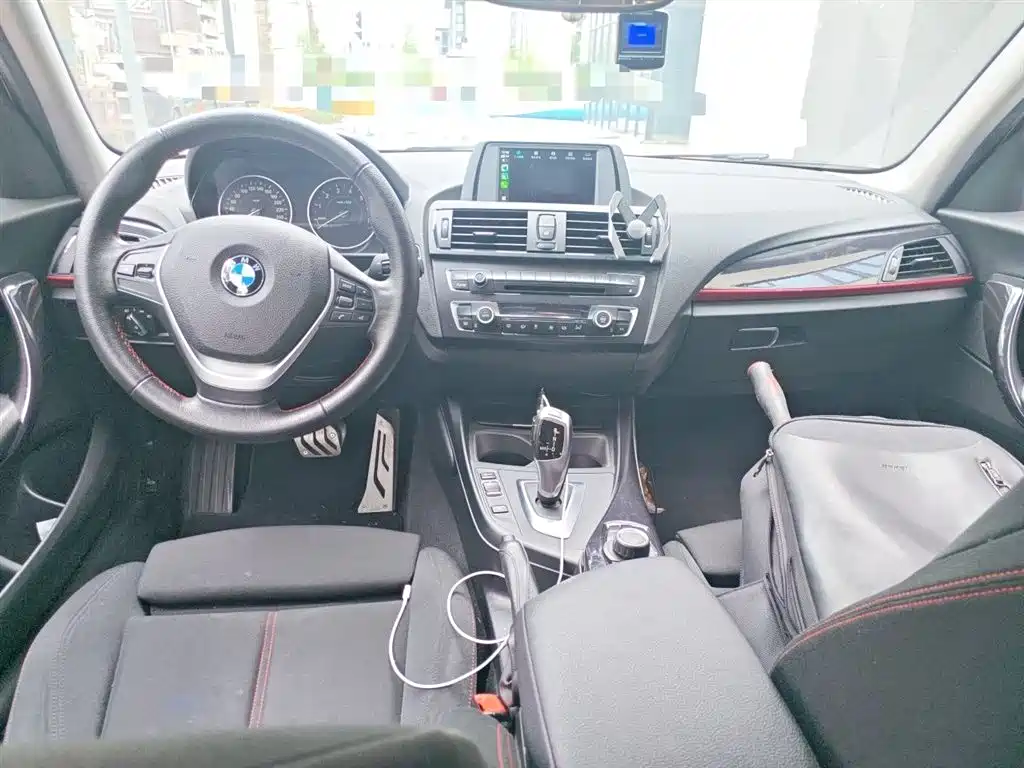 BMW 1 Series (Import) 2013 Facelift 118i Sport Model фото 5