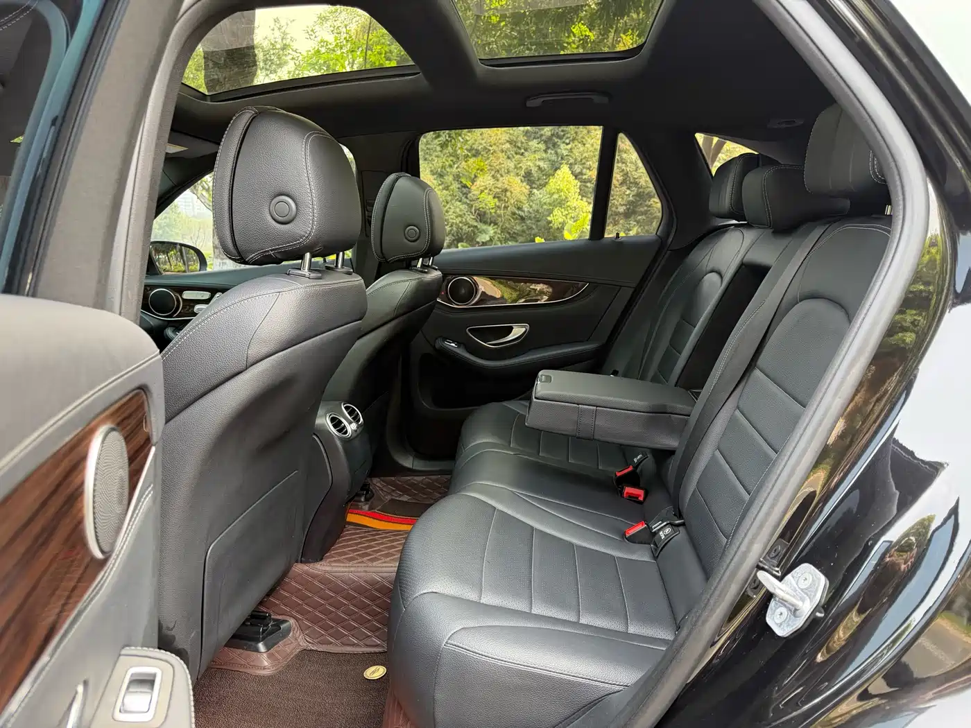 Mercedes-Benz GLC 2017 GLC 260 4MATIC Dynamic фото 6