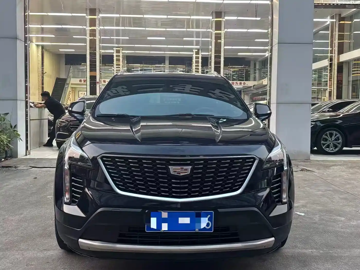 CADILLAC XT4