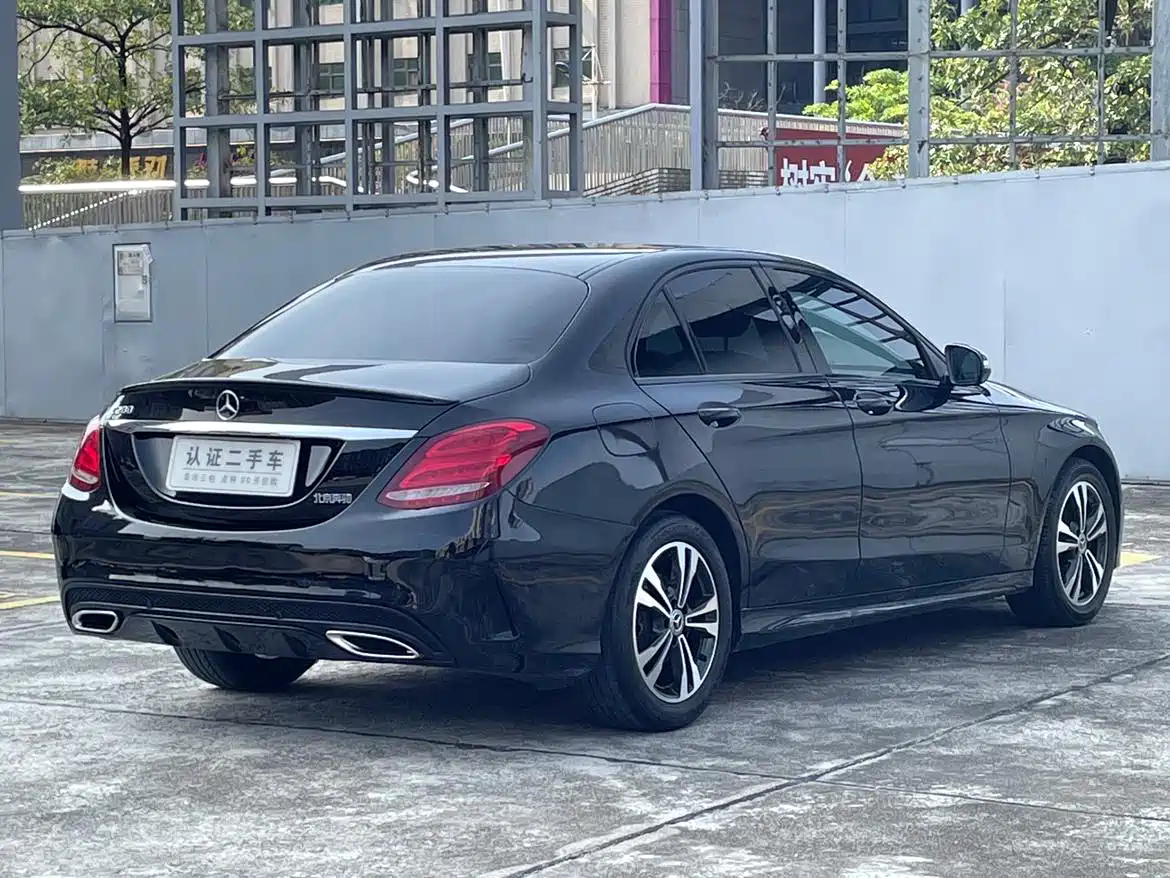 Mercedes-Benz C-Class 2017 Facelift C 200 Sport Edition фото 8