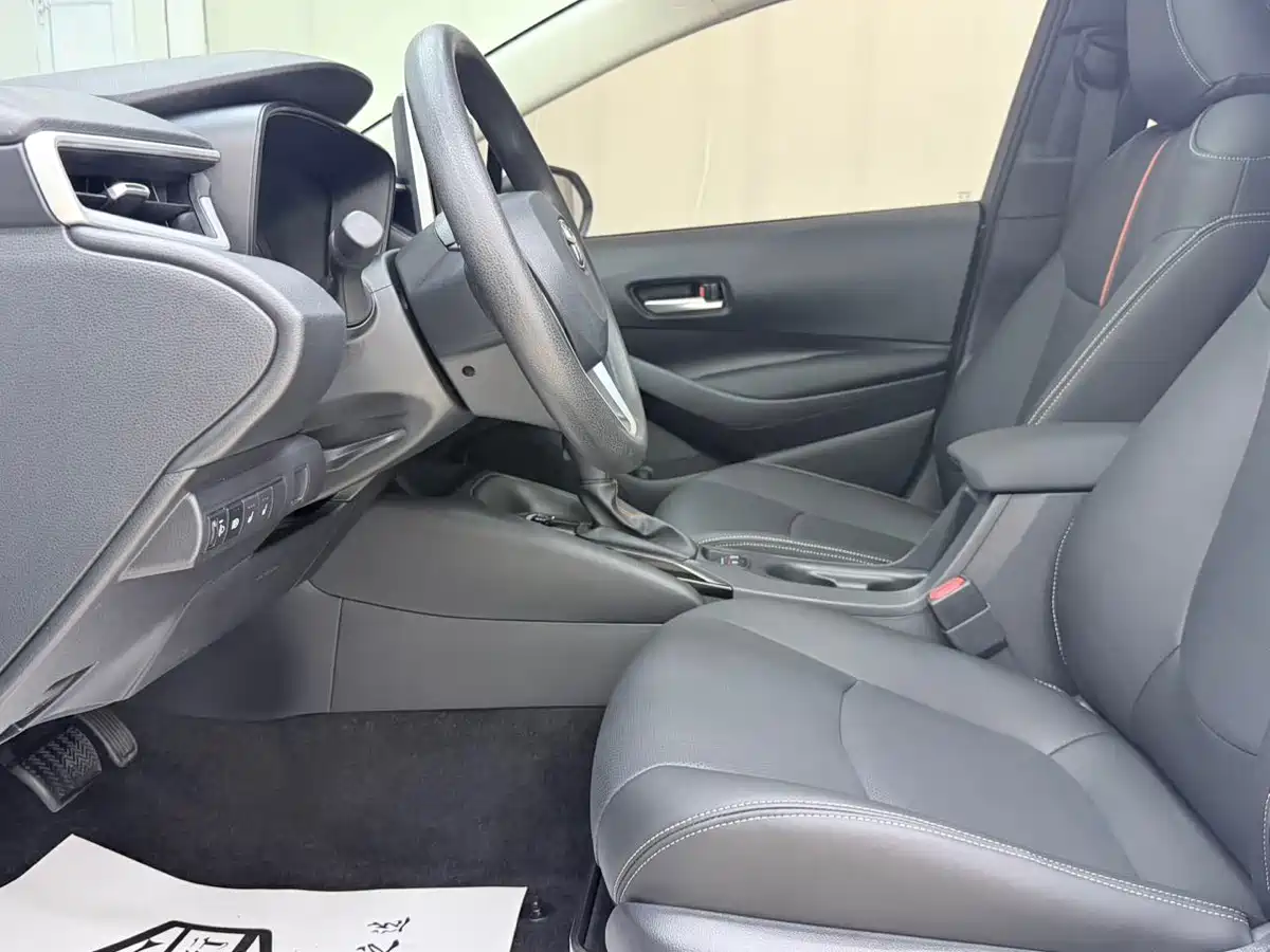 Toyota Corolla 2021 1.2T S-CVT Elite PLUS Edition фото 12