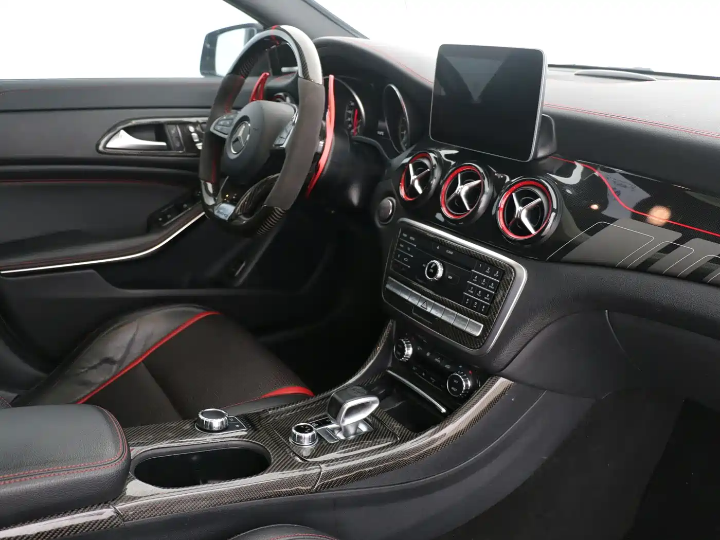 Mercedes-Benz CLA AMG 2017 Facelift AMG CLA 45 4MATIC фото 7
